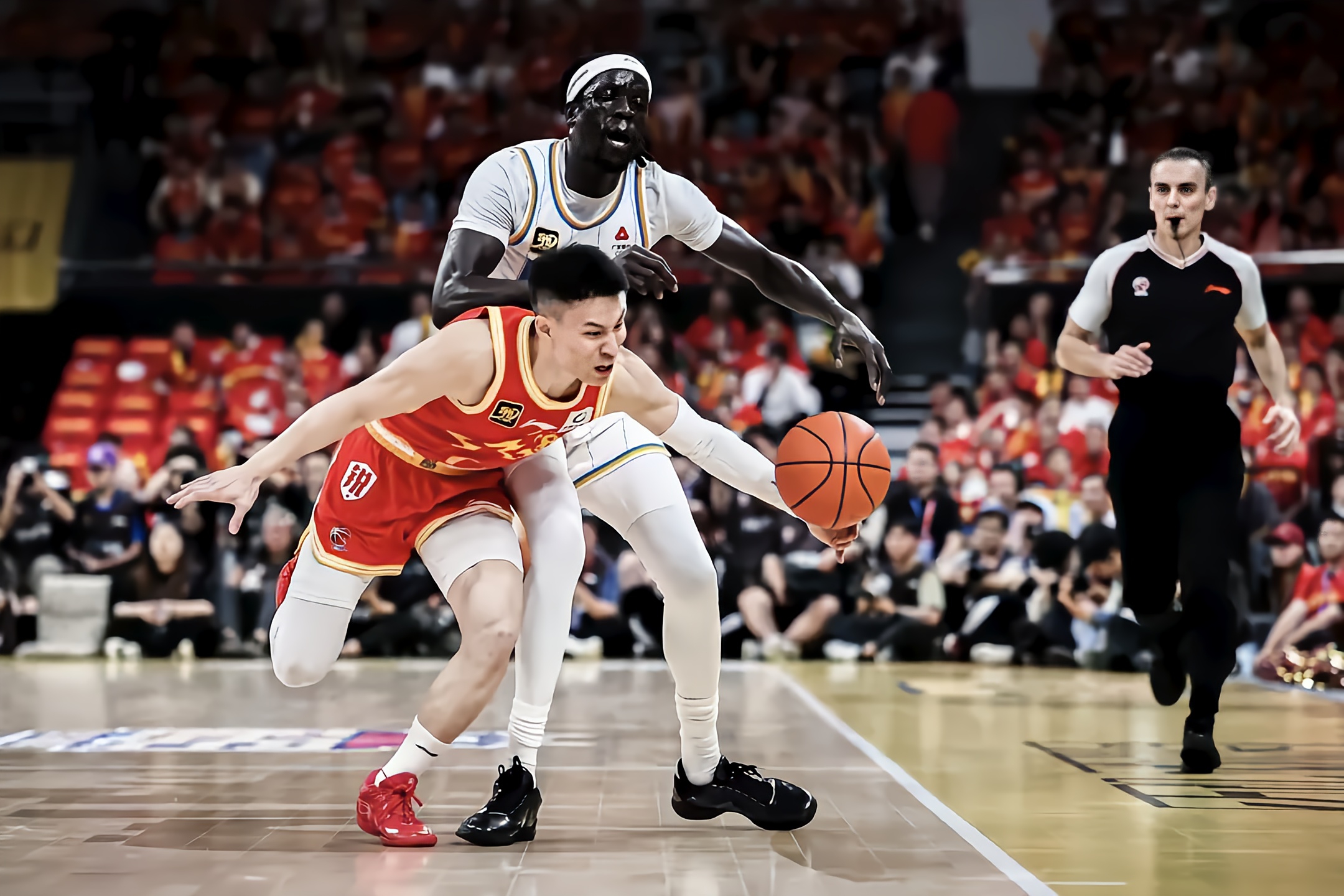 爱游戏网站包含今晨北京首钢造点机会——NBA常规赛节点到来;底气十足;年轻球员得到机会的词条